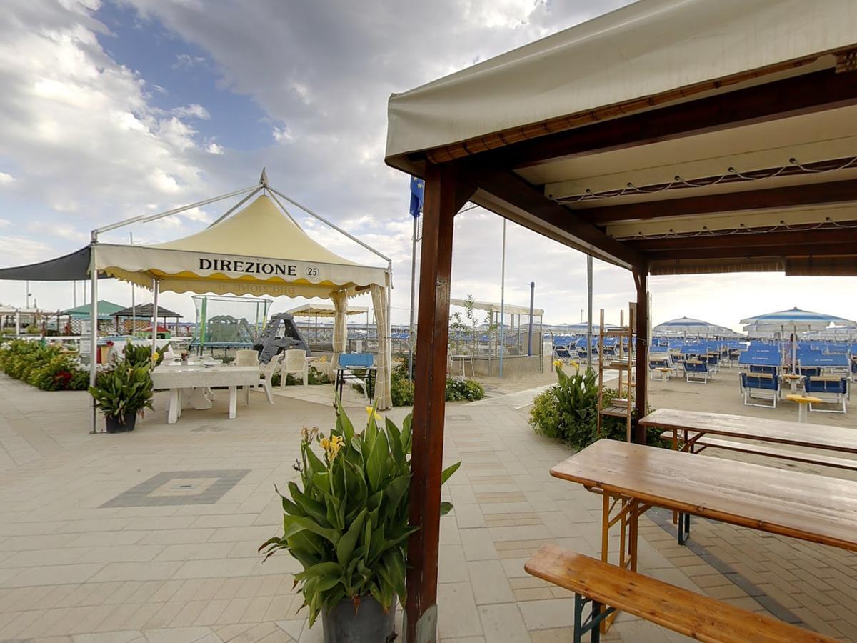 Hotel Buona Fortuna Bellaria-Igea Marina Eksteriør billede